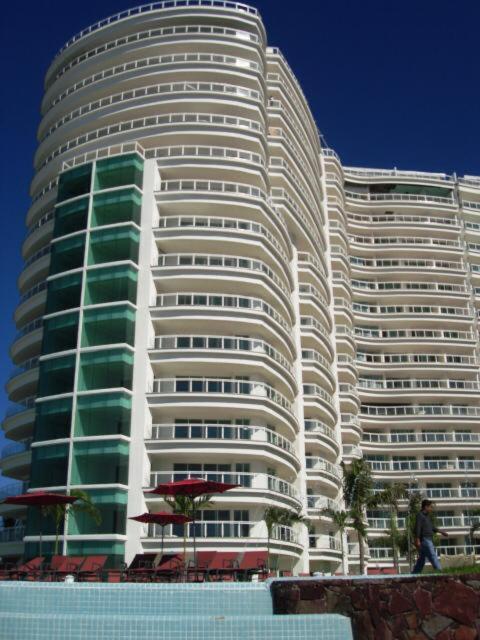 Bay View Grand Marina Ixtapa condo en pie de playa Exterior foto