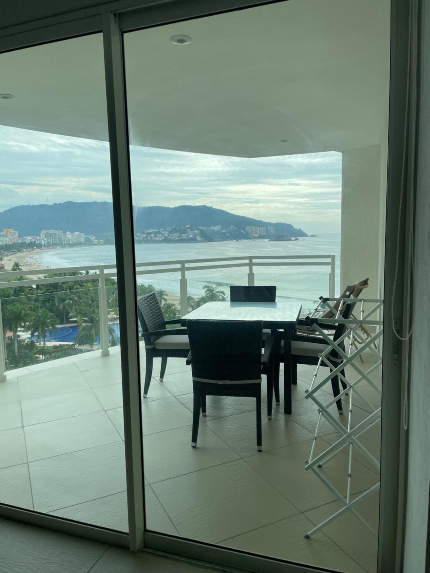 Bay View Grand Marina Ixtapa condo en pie de playa Exterior foto