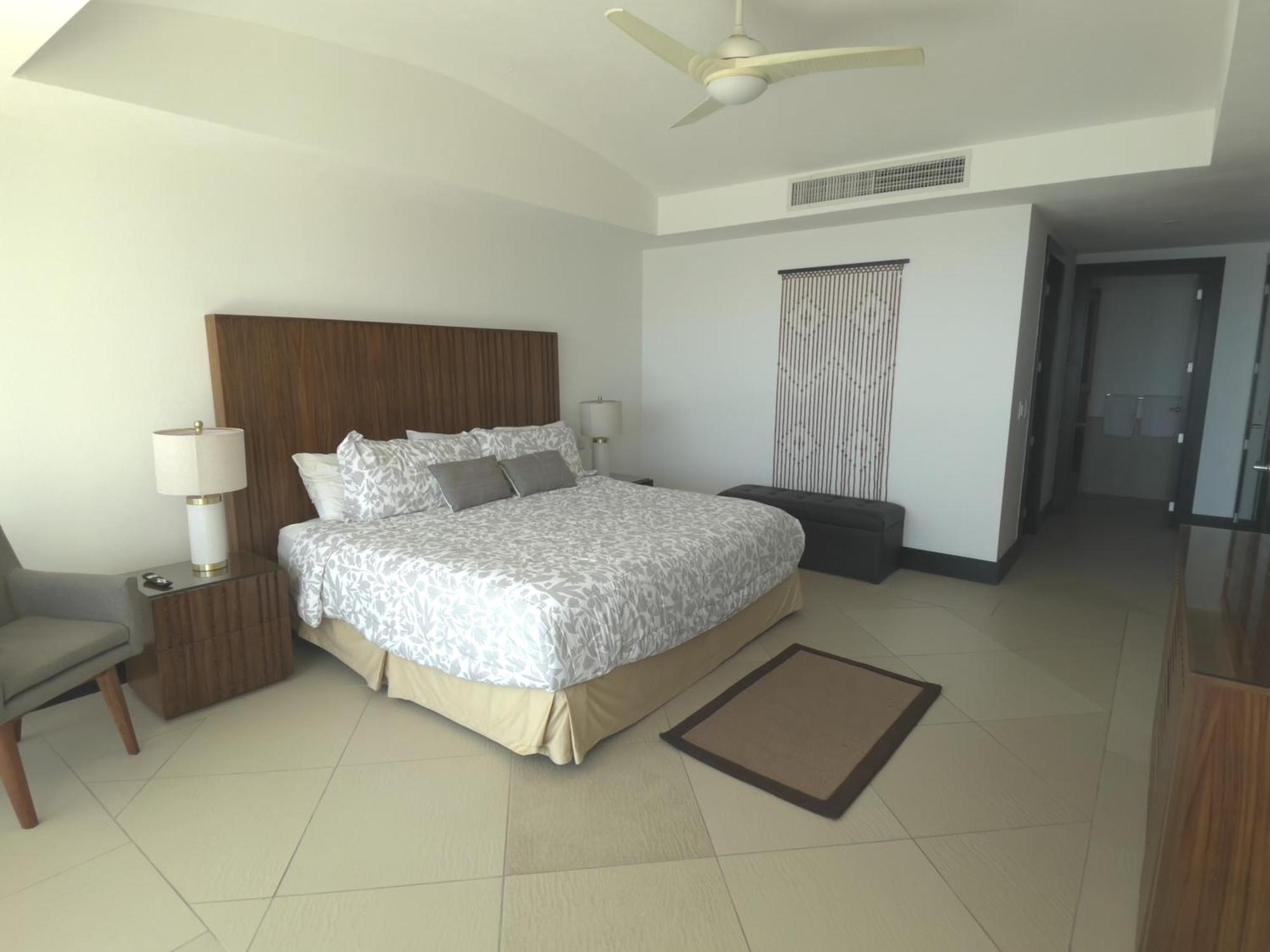 Bay View Grand Marina Ixtapa condo en pie de playa Exterior foto
